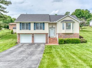 2031 Florist Dr, Abingdon, VA 24210