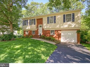 225 Karen Dr, Williamstown, NJ 08094