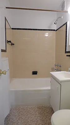 Rented by (Legacy) NY Quality Living Uptown | media 7