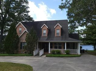 313 Rault Dr, Lumberton, MS 39455