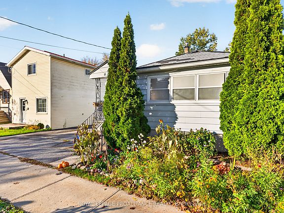 2nd image of 628 Macdonnell St