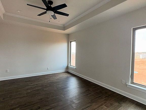 4th image of 1445 Agave St