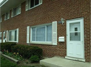 1066 N Boxwood Dr #A, Mount Prospect, IL 60056