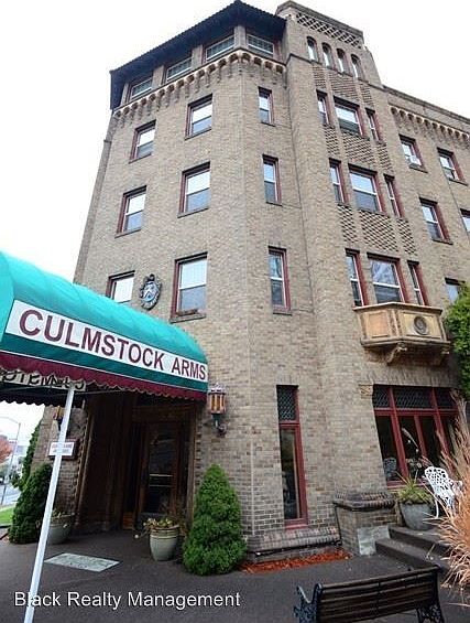 1st image of 328 W 8th Ave APT 402