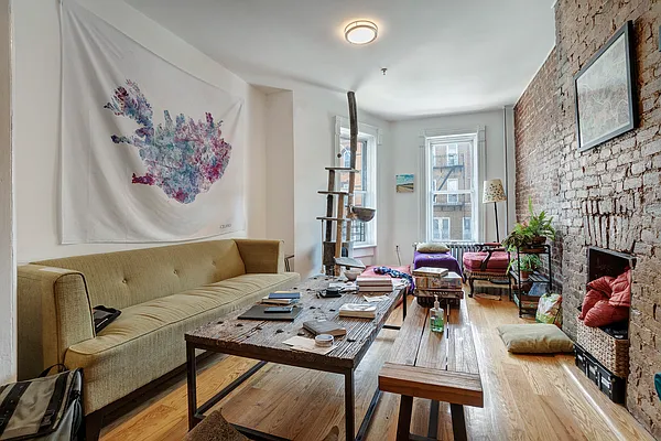 Rented by Bond New York | media 2