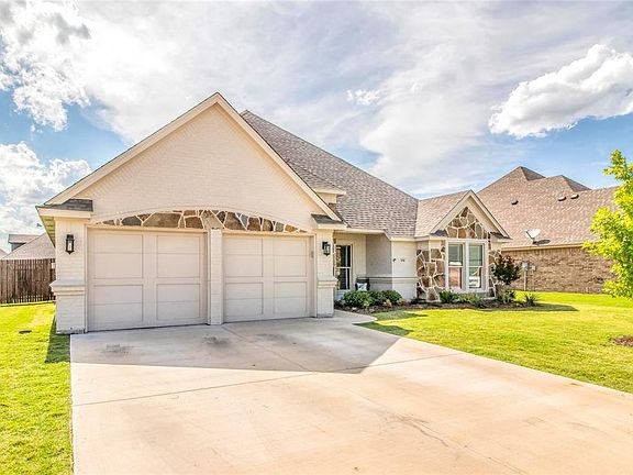 4th image of 191 Melbourne Dr