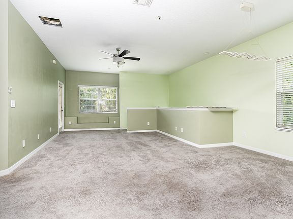 4th image of 2894 Oakwater Dr