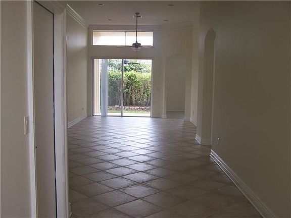 2nd image of 10854 Oak Bend Way