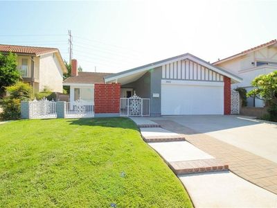 3892 Blackthorn St, Irvine, CA, 92606