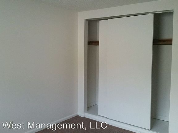 5th image of 1806 E 4th Plain Blvd APT 4