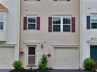 149 Tidewater Ter, Falling Waters, WV 25419