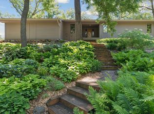 4309 Tonkawood Rd, Minnetonka, MN 55345