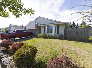2174 Baines Blvd, Hubbard, OR 97032