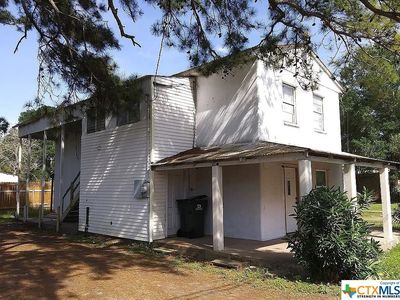 404 S Wells St, Edna, TX, 77957