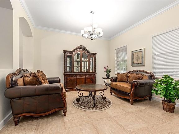 3rd image of 1748 SW Kinglet Way