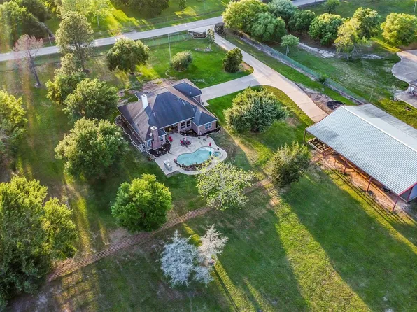 4511 Pool Hill Rd, Brookshire, TX 77423