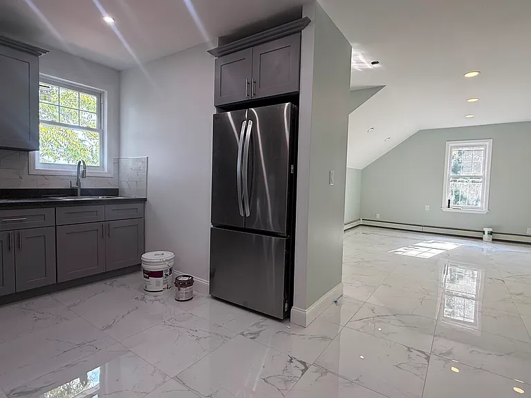 1113 Vincent Ave #3 — Photo 3