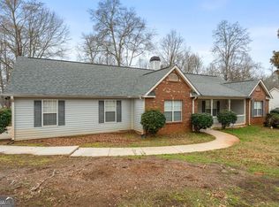 215 Pebble Creek Dr, McDonough, GA