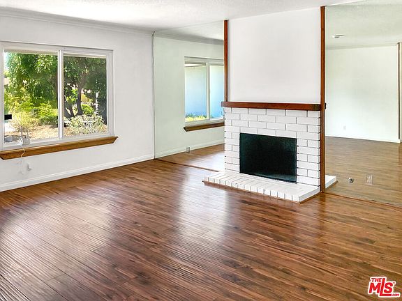 3rd image of 404 Gunsmoke Dr