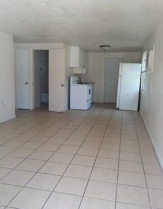 2nd image of 2509 S Crystal Lake Dr