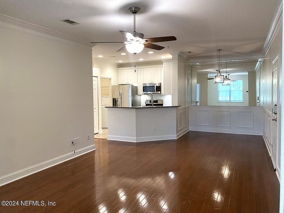 1st image of 13810 SUTTON PARK Drive #719
