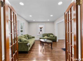 30 Oakwood Street, East Hartford, CT 06108