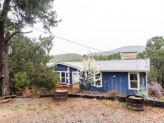 2nd image of 52 Gilbert Pl