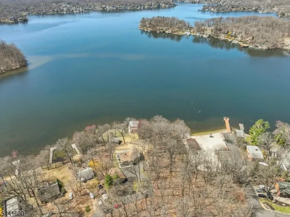 4 Maine St, Jefferson Twp., NJ 07849