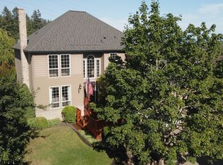 15732 SW Barrington Ter, Tigard, OR 97224