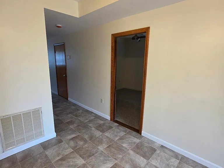 145 Suffolk St #1 — Photo 7