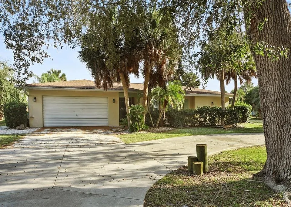 500 Green Dolphin Dr S