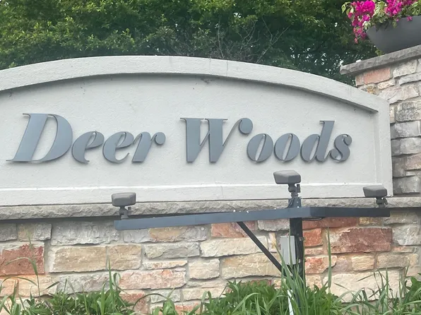 5008 Smokethorn Trl, Belvidere, IL 61008