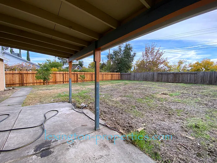 3232 Scotland Dr — Photo 10