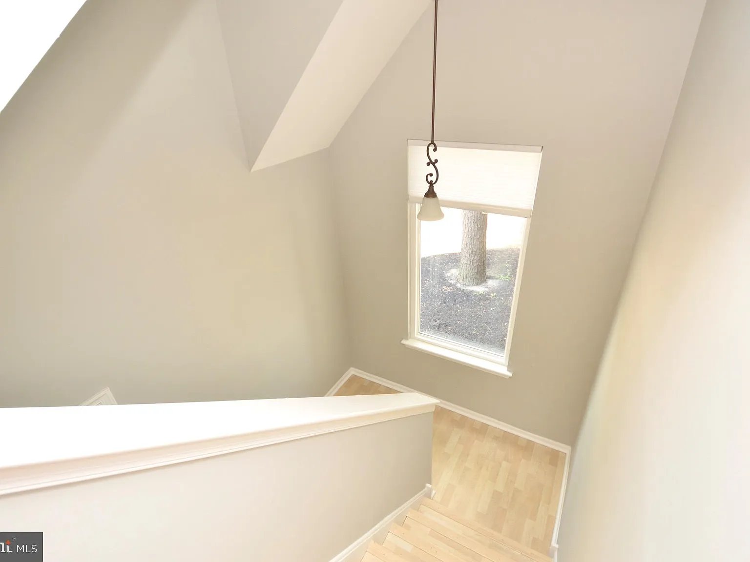 2 bed, 1596 sqft, $3,000 — Photo 3