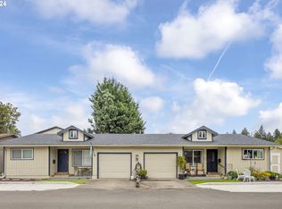 504 E 9th St #13, Newberg, OR 97132
