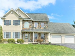 980 Cranberry Dr, Chambersburg, PA 17202