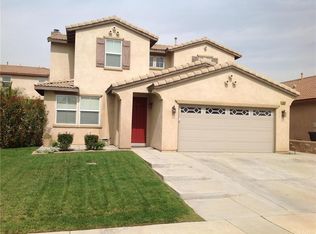 15384 Scarlet Oak Ln, Fontana, CA 92336