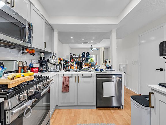4th image of 8035 Sanibel Drive