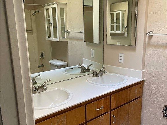 5th image of 19265 Verde Ct #A