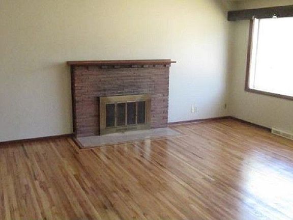 2nd image of 1018 E Providence Ave