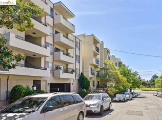 320 Park View Ter, Oakland, CA 94610