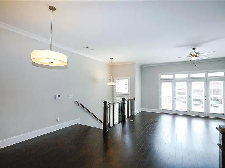 1920 Townsend Ct — Photo 23