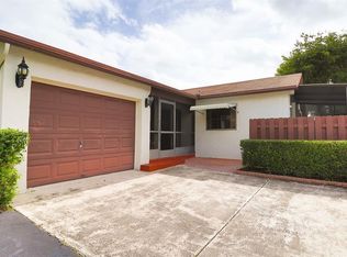 5086 Mirror Lakes Blvd, Boynton Beach, FL 33472