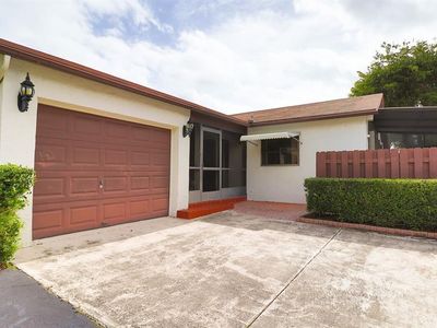 5086 Mirror Lakes Boulevard, Boynton Beach, FL, 33472