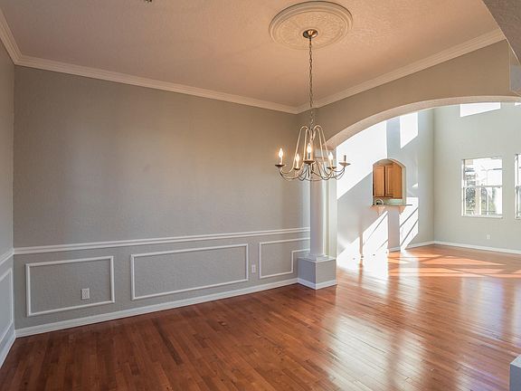 2nd image of 4678 Chastain Dr