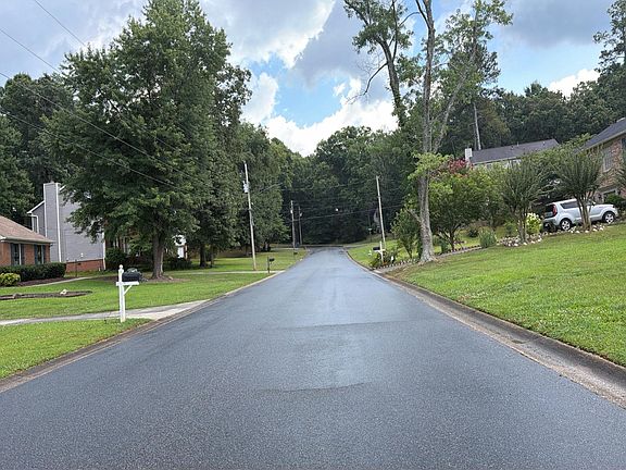 4th image of 1064 Lassiter Dr