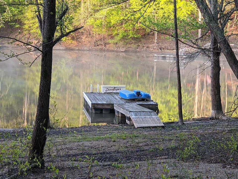 1st image of 69 Lakefront Dr