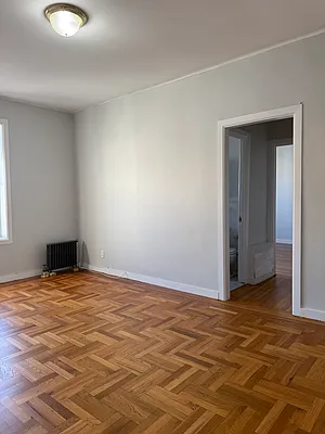 Rented by Chana Ofek, LREB | media 5