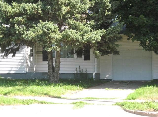 2nd image of 604 E 41st St