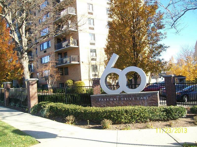 1st image of 60 Parkway Dr E APT 9C